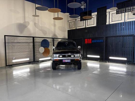 TOYOTA HILUX SW4 2.8 4X4 8V DIESEL 4P MANUAL